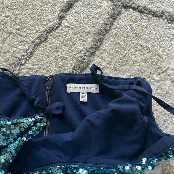 Dress the Population Paloma blue mini Sequin tight sexy cowl neck Dress XS new - Picture 11 of 12